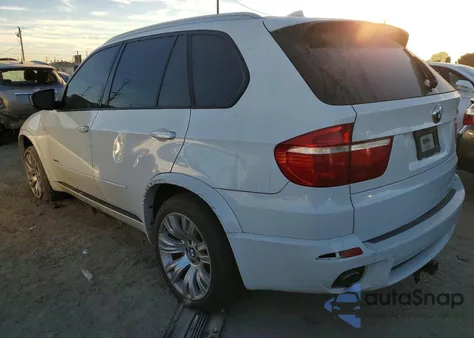 2010 BMW X5 xDrive30I z USA, uszkodzony, nr VIN 5UXFE4C51AL279189